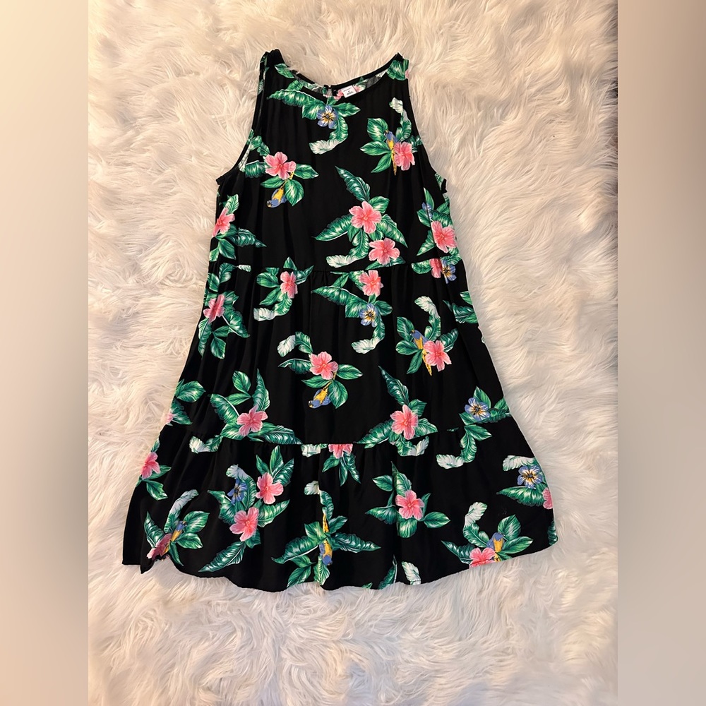 Old navy black tropical 3 tier babydoll dress size: M